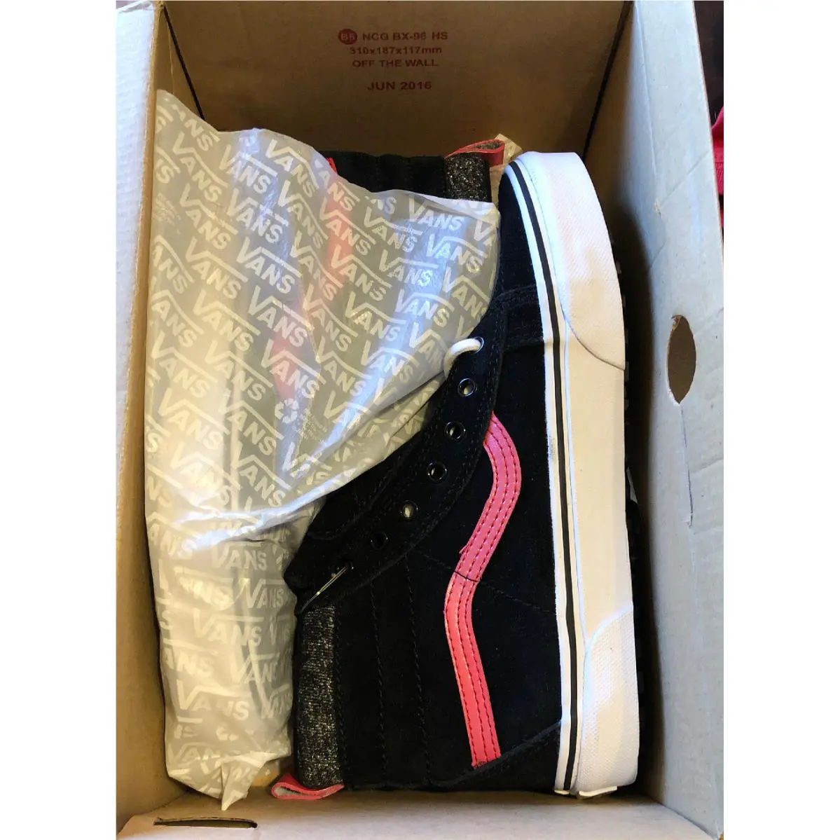 Vans shoes - Vans Sk8-Hi Mte - Mte - Black W/Pink 6