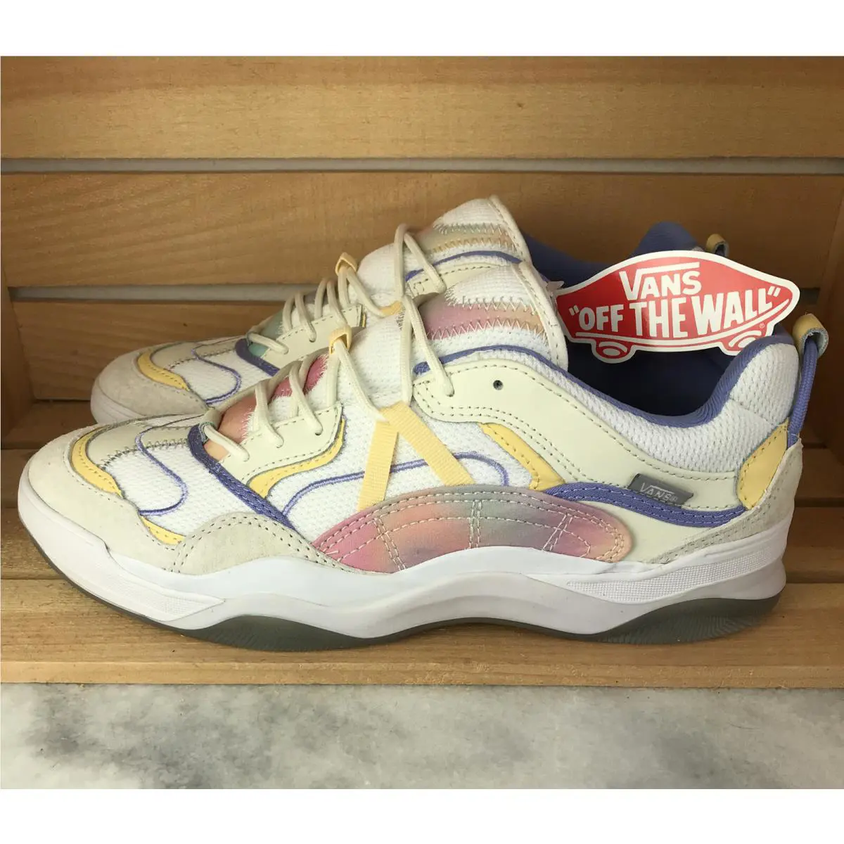 Vans shoes - VANS Varix WC - Varix - White - Multicolor (UPC: 0194116370437) 1