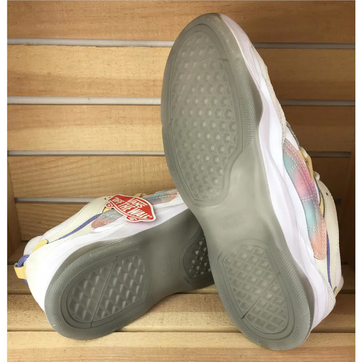 Vans shoes - VANS Varix WC - Varix - White - Multicolor (UPC: 0194116370437) 3