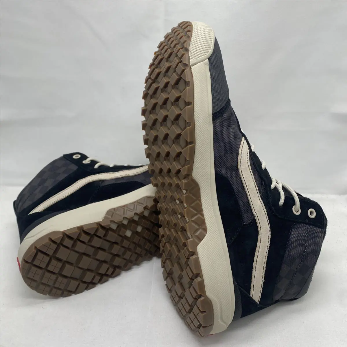 Vans shoes - VANS UltraRange - UltraRange - VN0A5KS5BLA - Black / White / Gum (UPC: 0196573475663) 4