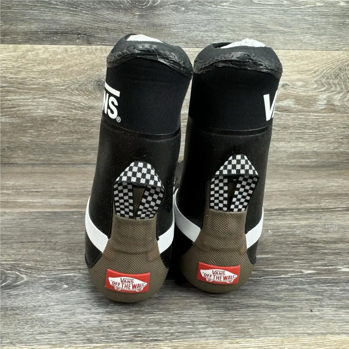 Vans shoes - Vans Surf Boot 2 Hi V - VN0A4UWKB9M1 - Black 9