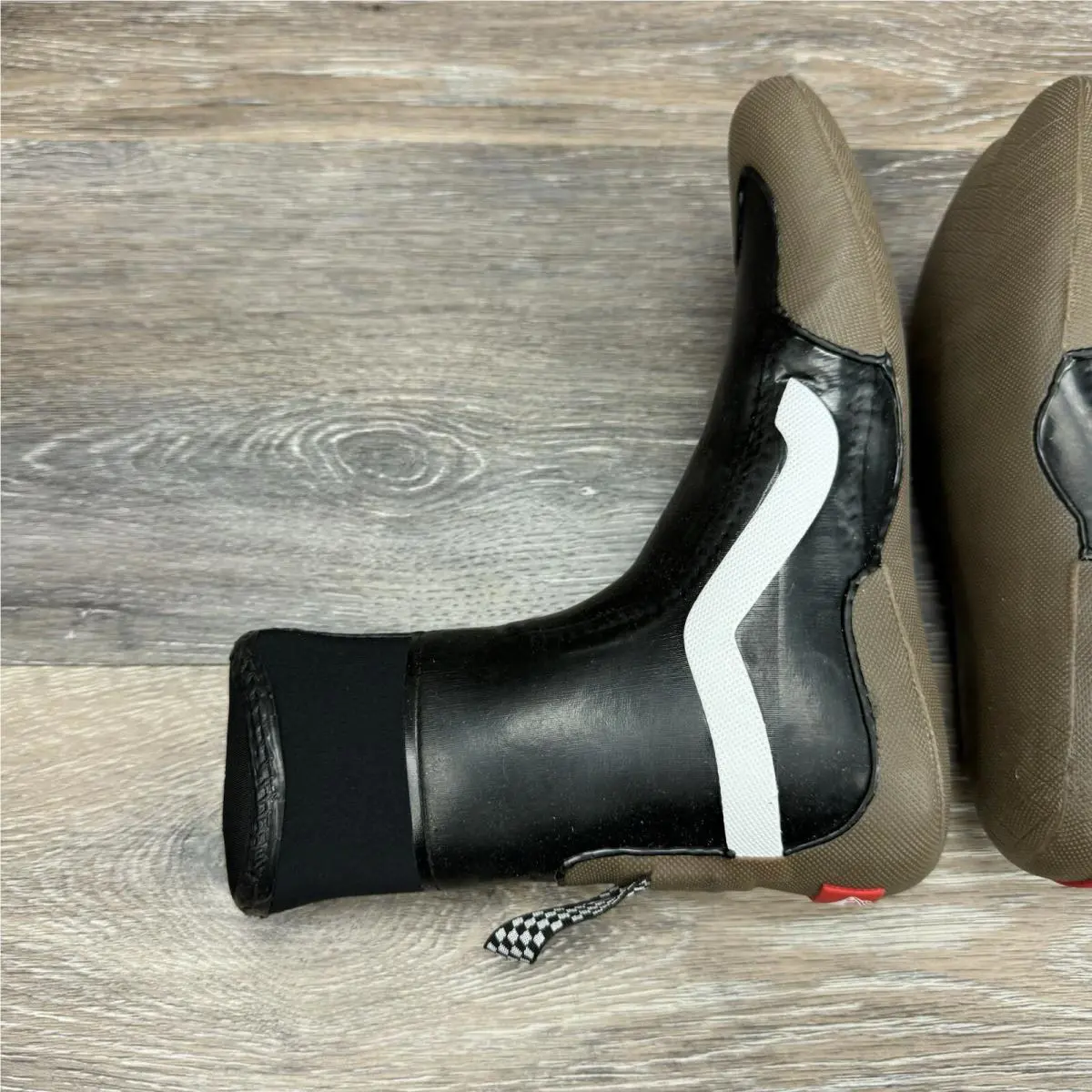 Vans shoes - Vans Surf Boot 2 Hi V - VN0A4UWKB9M1 - Black 13