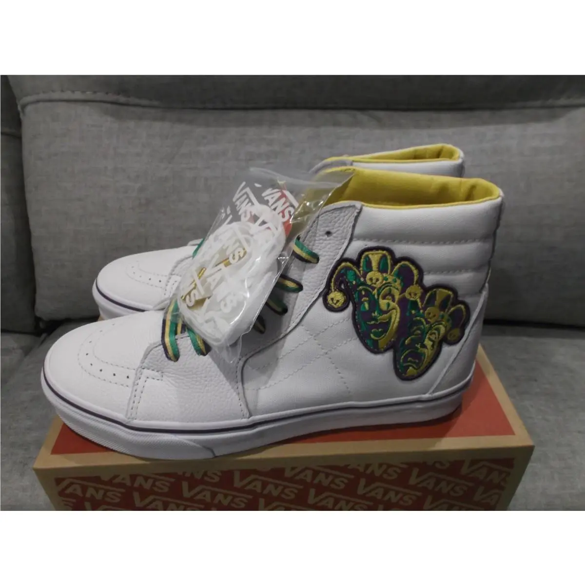 Vans SK8-Hi Mardi Gras - Men`s Size 9 - - VN0A7Q5NWC6