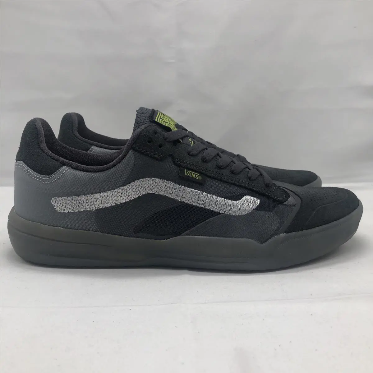 Vans shoes - VANS Evdnt Ultimate - Evdnt Ultimate - VN0A5DY71O7 - Gradient Asphalt Gray Grey (UPC: 0196244707413) 0