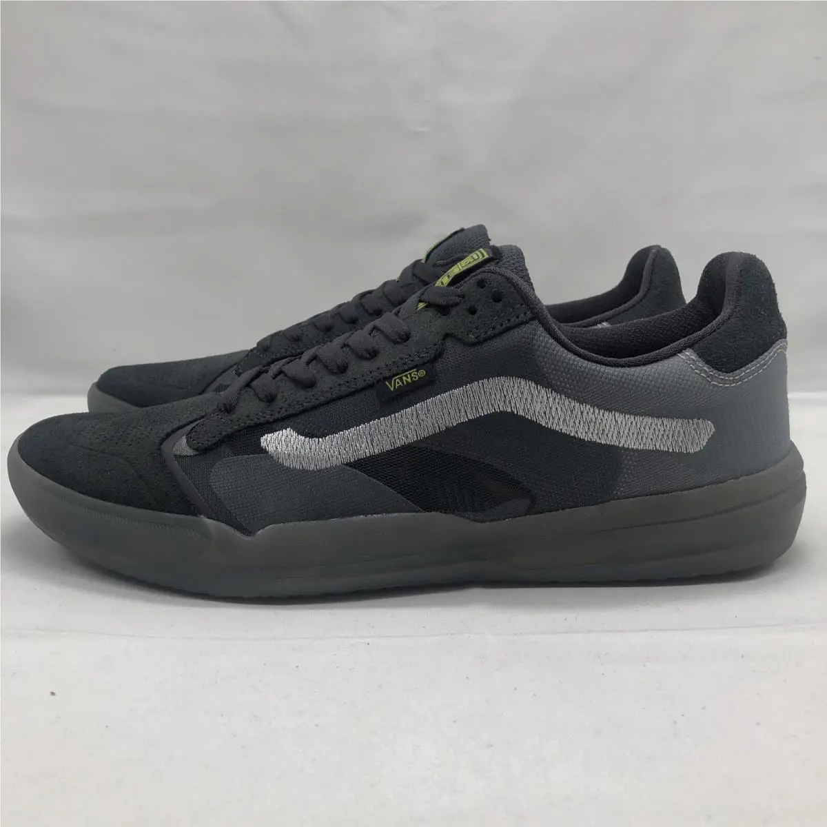 Vans shoes - VANS Evdnt Ultimate - Evdnt Ultimate - VN0A5DY71O7 - Gradient Asphalt Gray Grey (UPC: 0196244707413) 1
