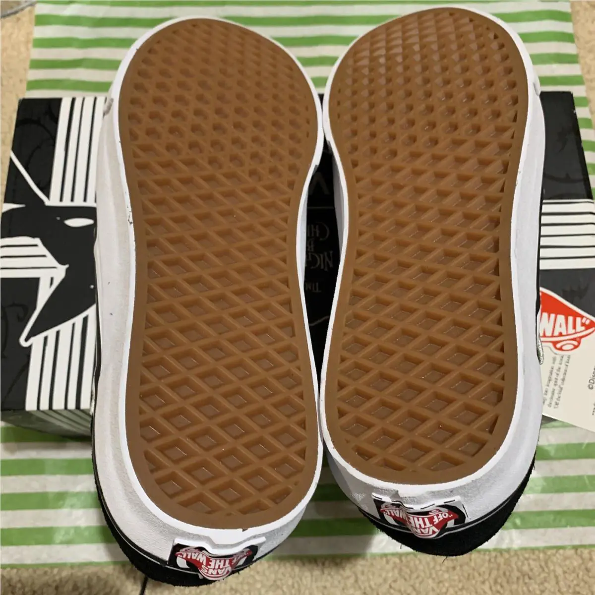 Vans shoes - VANS Off The Wall - Off The Wall - 00772259453257 - Multicolor (UPC: 0772259453257) 0