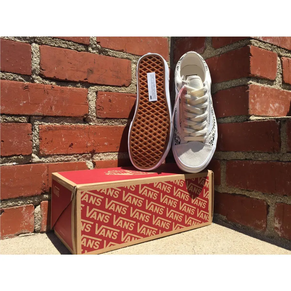 Vans shoes - Vans Bandana Style 36 - Bandana Style - White (UPC: 194902663101) 8