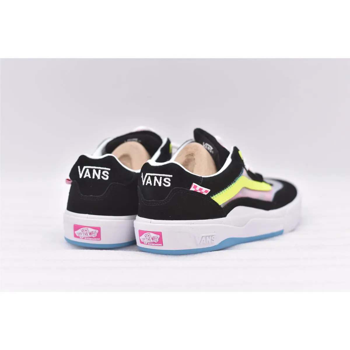 Vans shoes - Black (UPC: 196573399839) 2