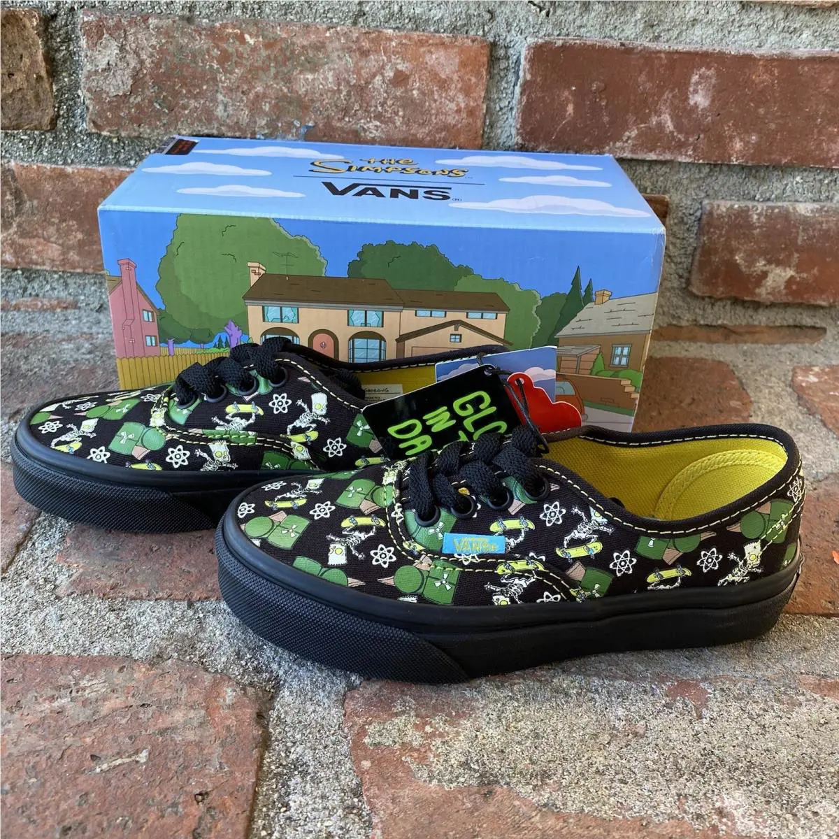 Vans shoes - VANS Off The Wall - Off The Wall - Multi-Color, Manufacturer: Multicolor (UPC: 0192826798619) 0