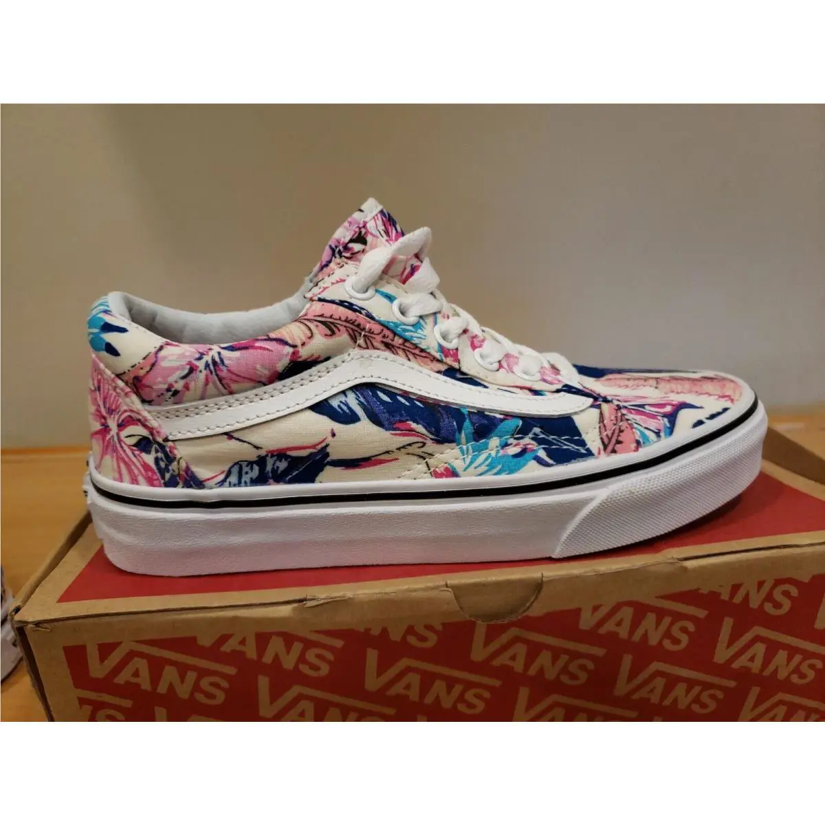 Vans shoes - VANS Old Skool - Old Skool - VN0A4U3BXF3 - Multicolor, Manufacturer: True White, Black 6