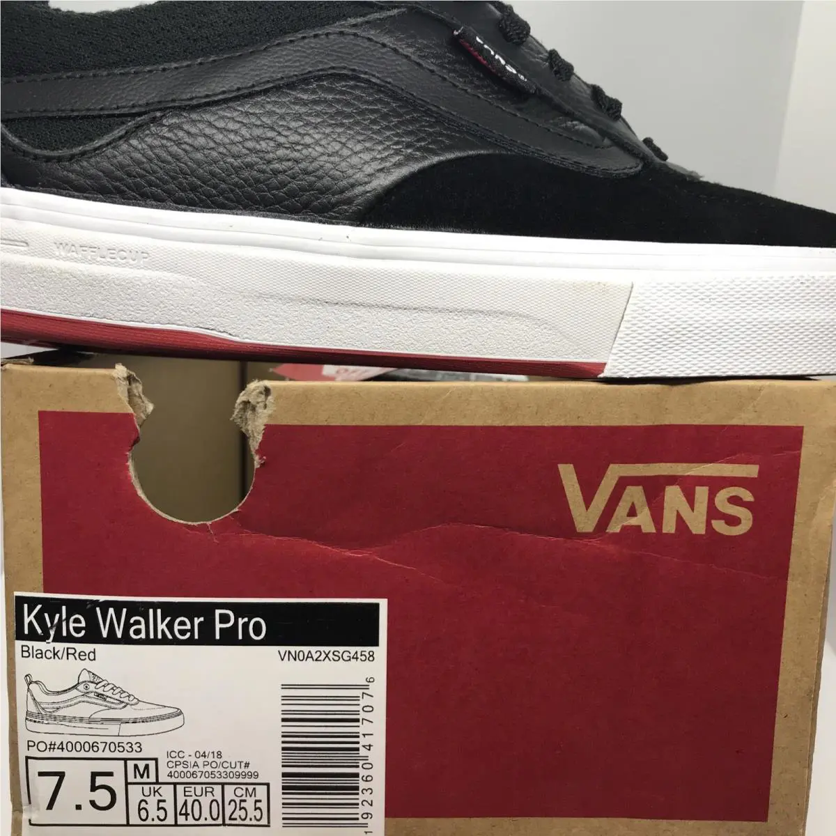 Vans shoes - Kyle Walker Pro - Kyle Walker Pro - VN0A2XSG458 - Black / White / Red, Manufacturer: Black / White / Red (UPC: 0192360417076) 4
