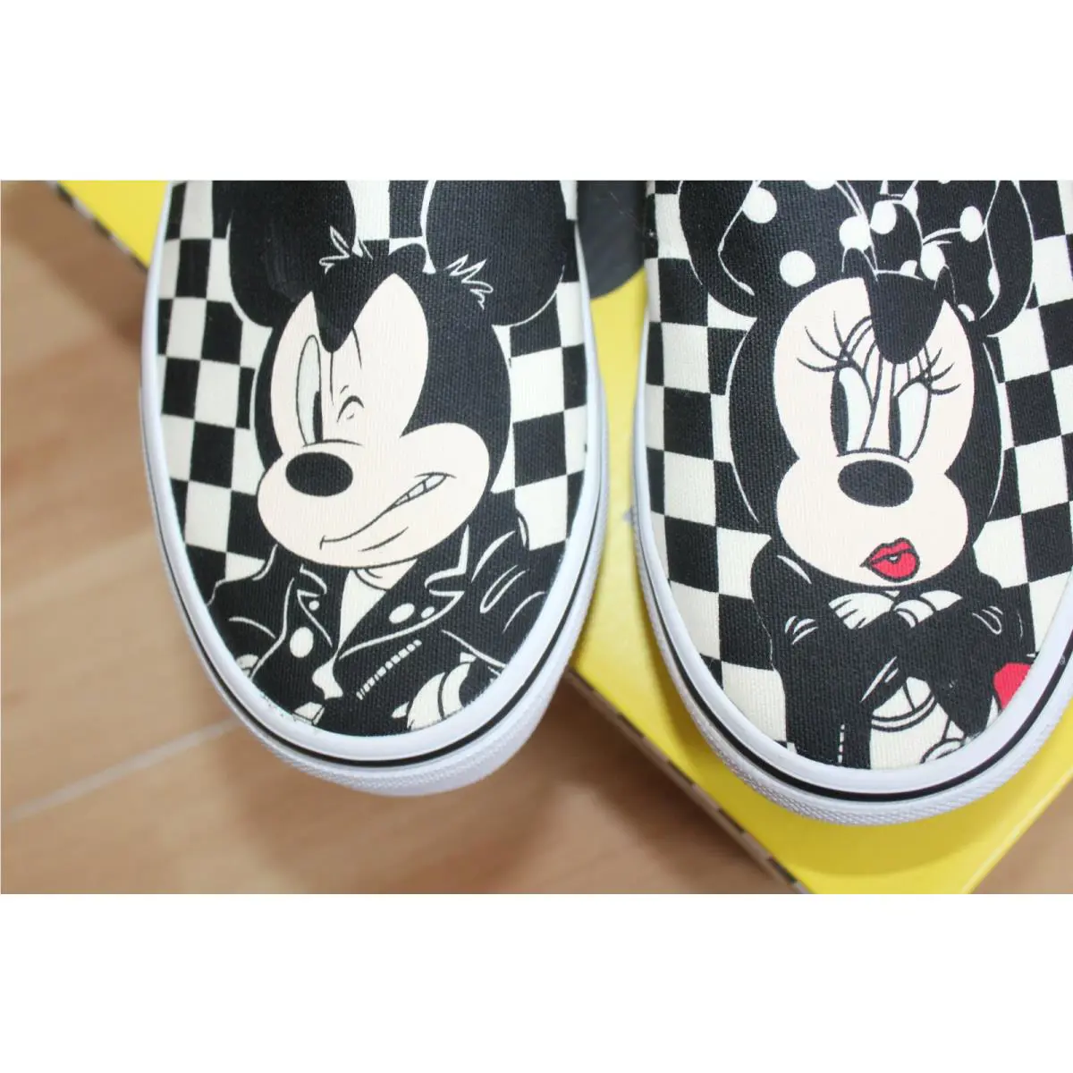 Vans shoes - SLIP ON - SLIP - Multi-Color (UPC: 192363213439) 0