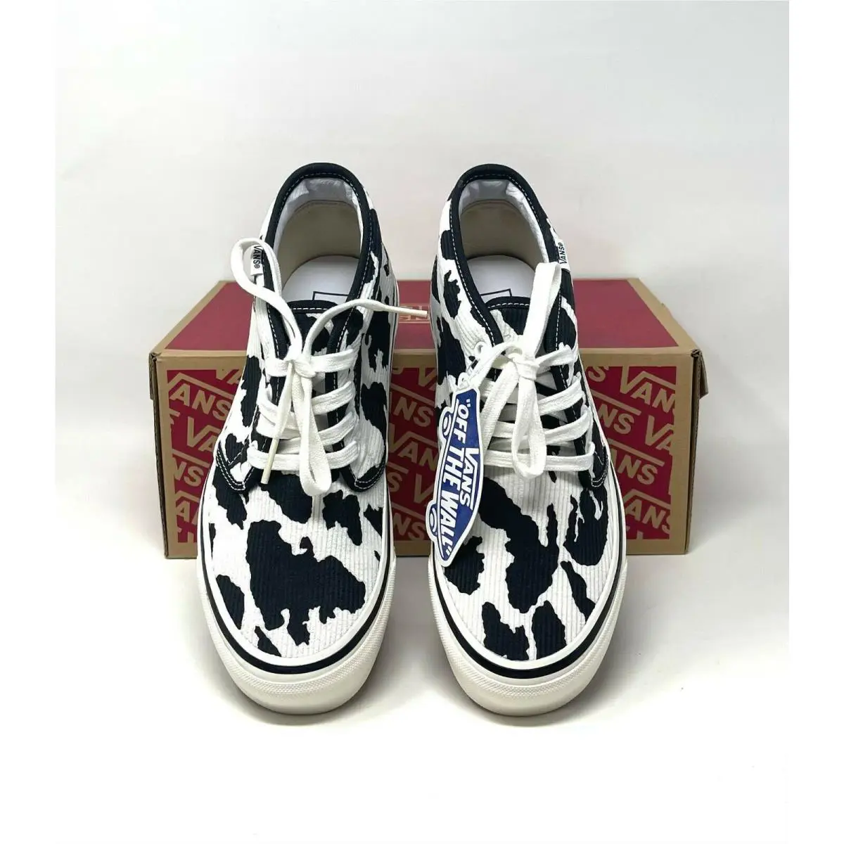 Vans shoes - VANS Chukka - Chukka - VN0A4BTI9GP - Black 1