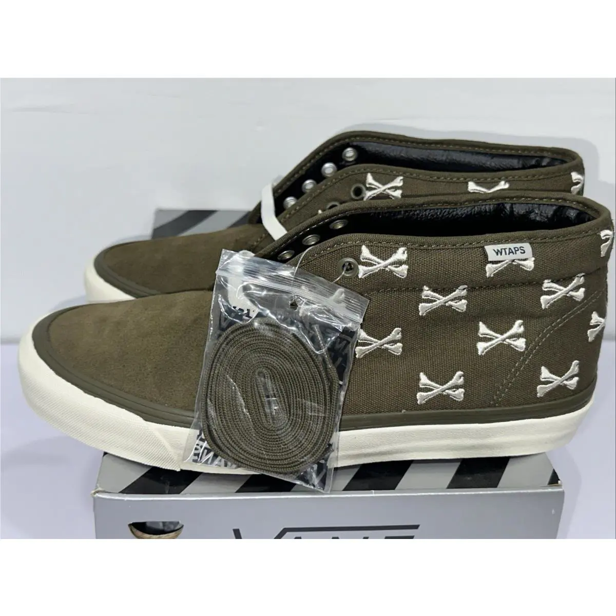 Vans shoes - VANS Chukka - Chukka - VN0A2Y2VKBD - Green, Manufacturer: Coyote 3