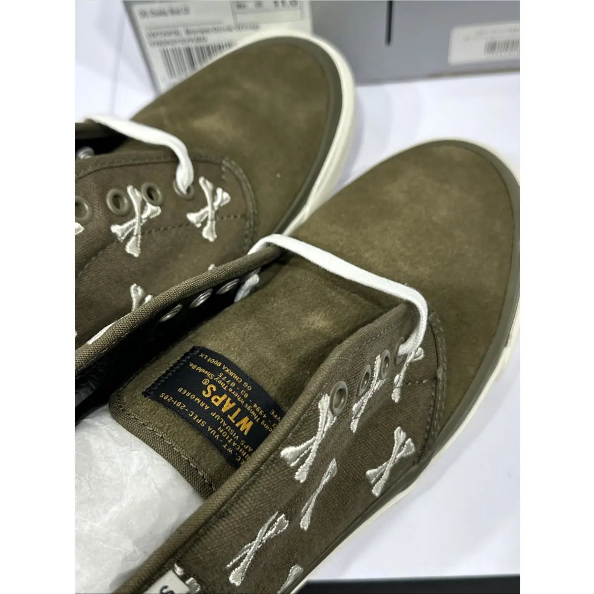 Vans shoes - VANS Chukka - Chukka - VN0A2Y2VKBD - Green, Manufacturer: Coyote 12