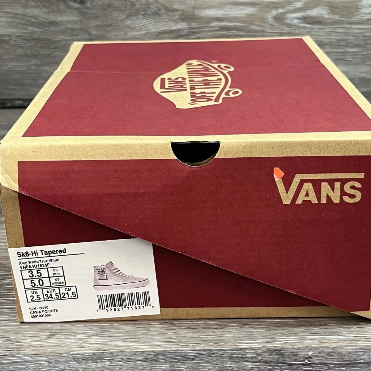 Vans shoes - VANS Sk8-Hi - VN0A4U1624F - White 0