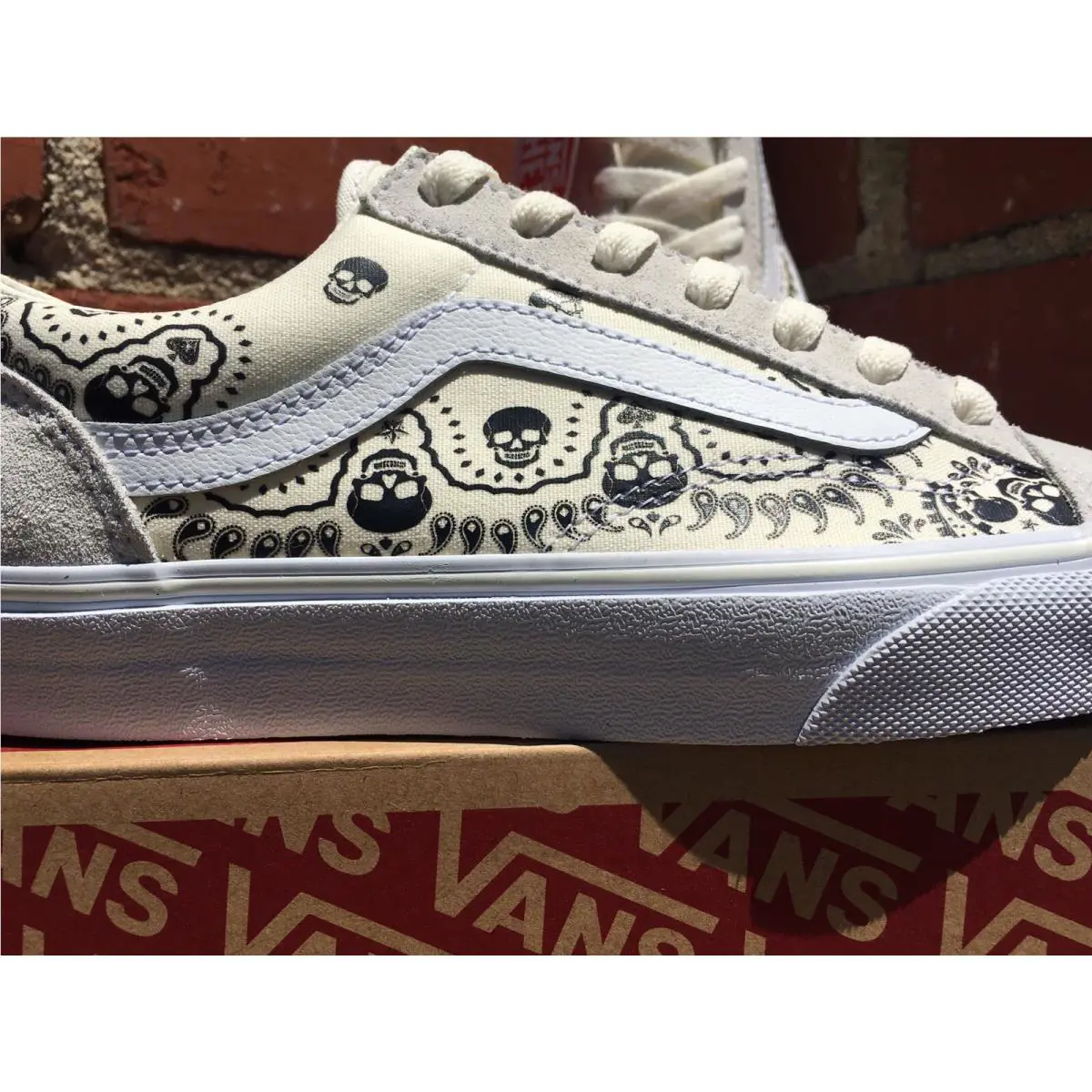 Vans shoes - Vans Bandana Style 36 - Bandana Style - White (UPC: 194902663064) 9