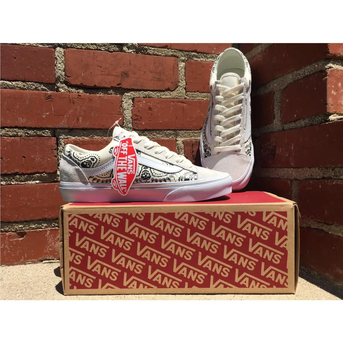 Vans shoes - Vans Bandana Style 36 - Bandana Style - White (UPC: 194902663064) 5