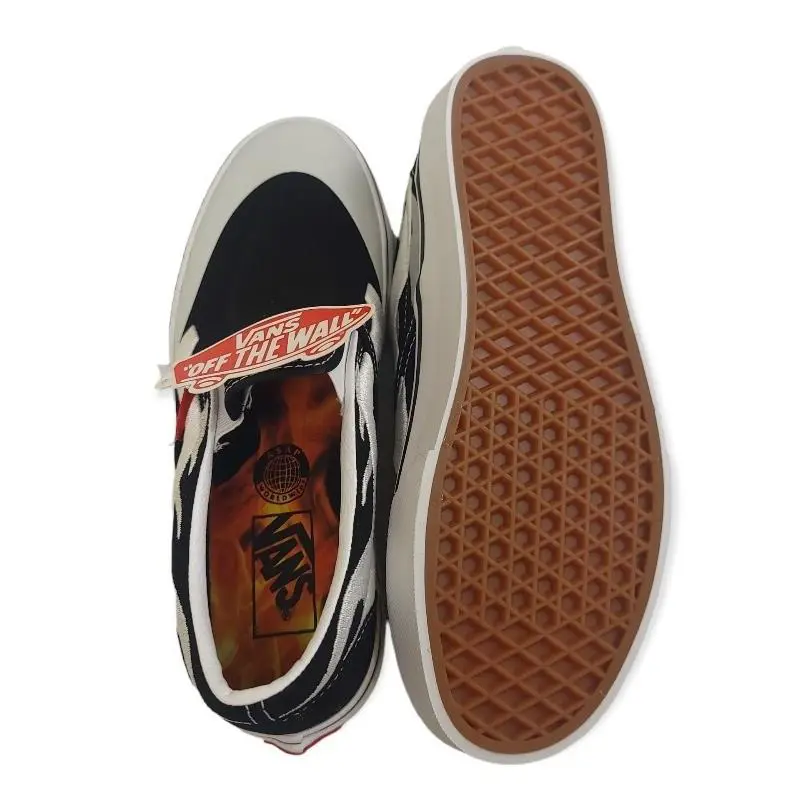 Vans shoes - Classic Slip On - Classic Slip - VN0A7VCF7H7 - Black 3