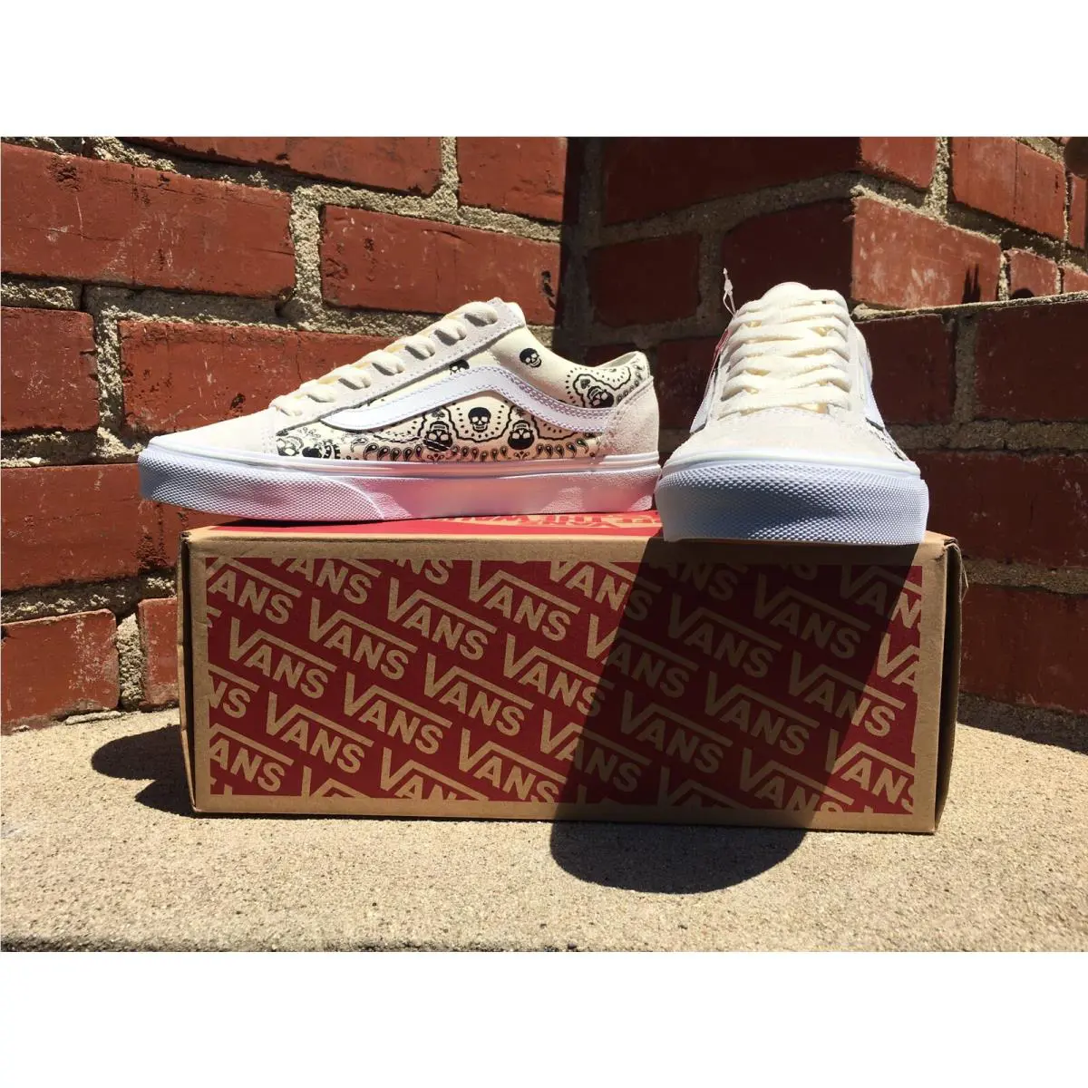 Vans shoes - Vans Bandana Style 36 - Bandana Style - White (UPC: 194902663088) 0