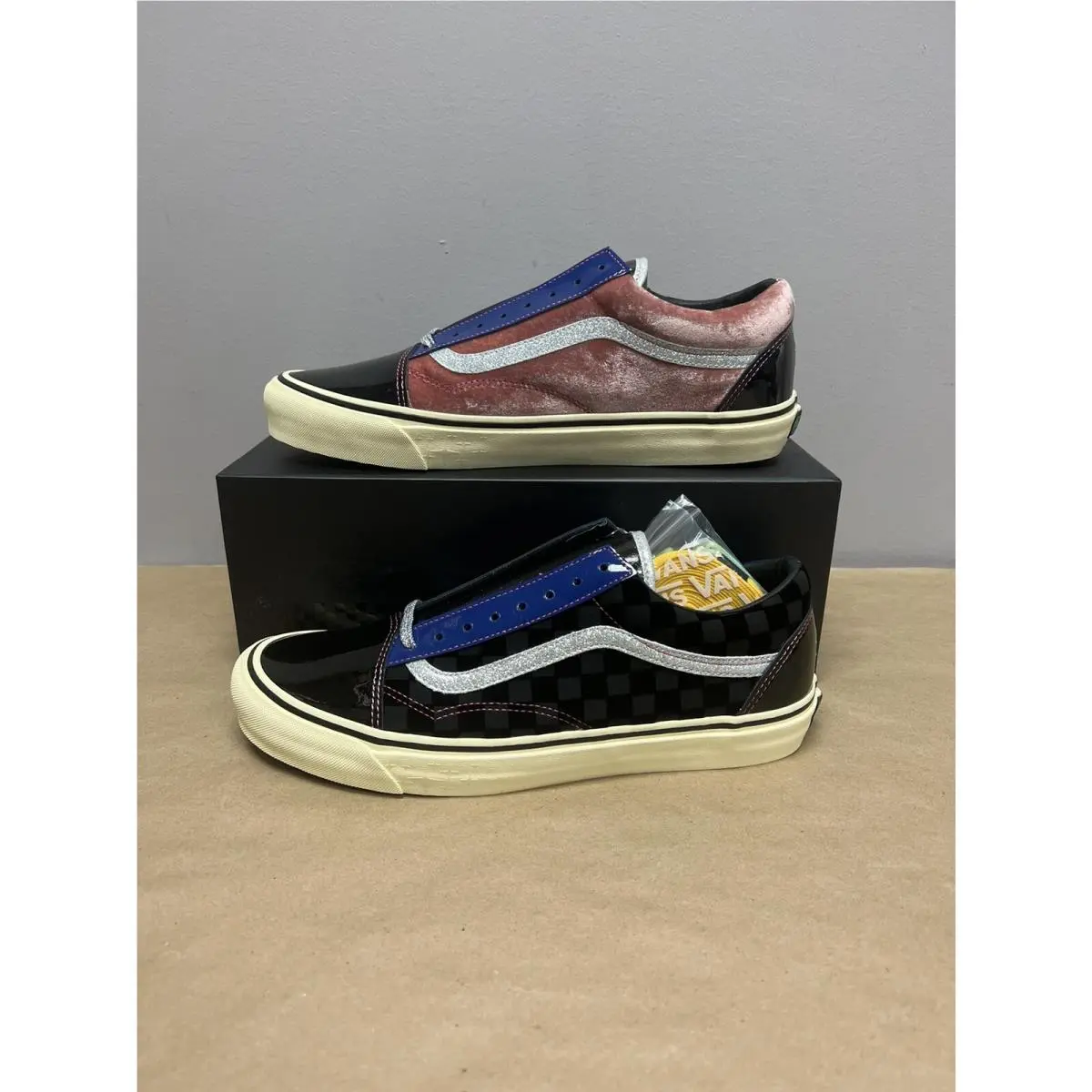 Vans shoes - VANS Old Skool - Old Skool - VN0A38FW03E - Black 0