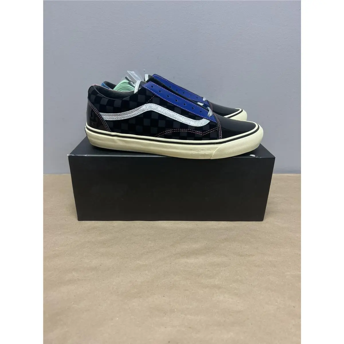 Vans shoes - VANS Old Skool - Old Skool - VN0A38FW03E - Black 2