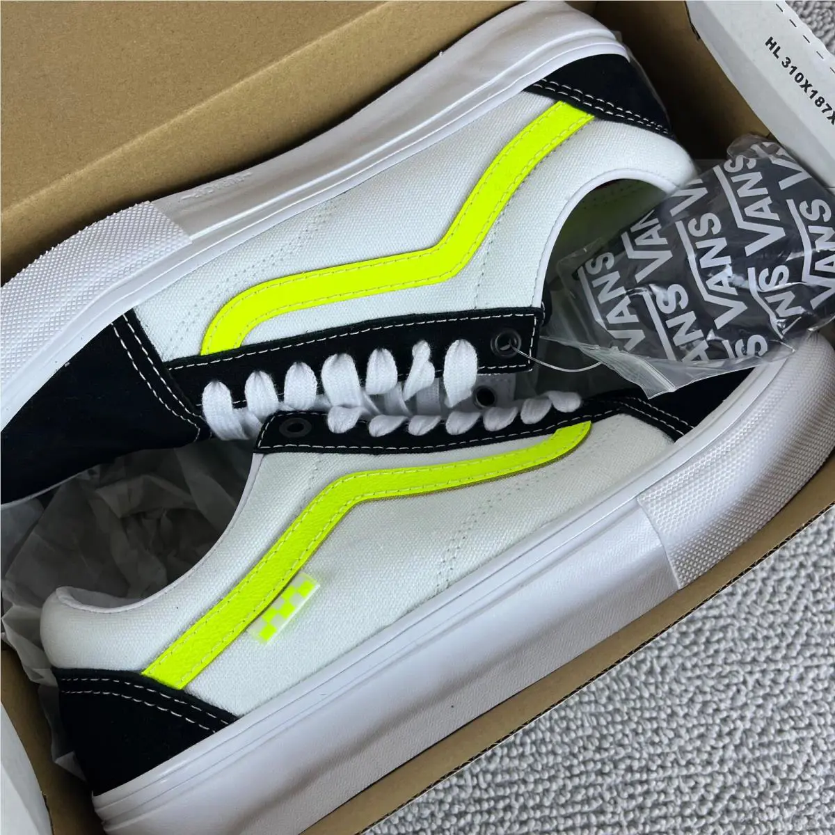 Vans shoes - VANS Old Skool - Old Skool - White 0