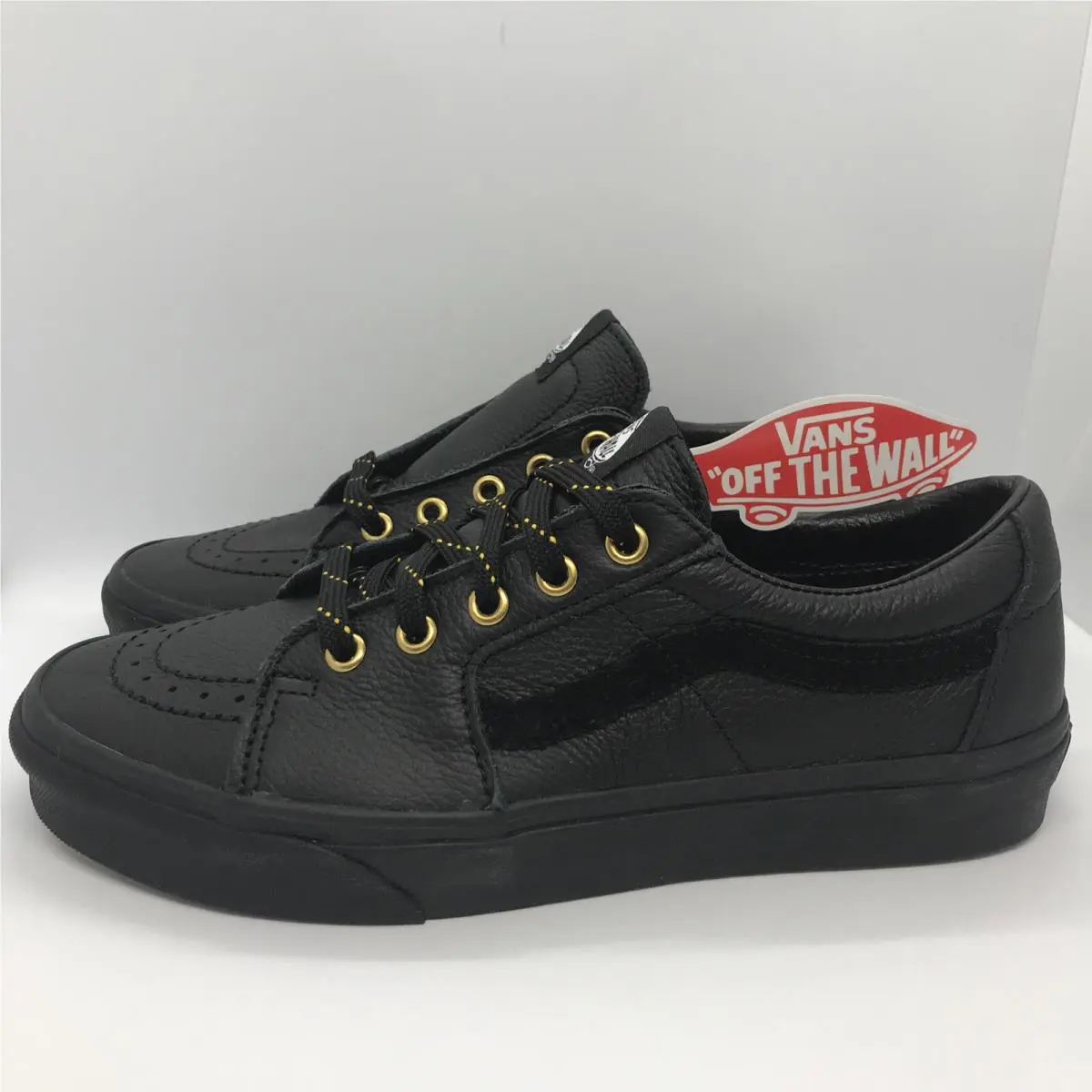 Vans shoes Low - Black with Gold 1
