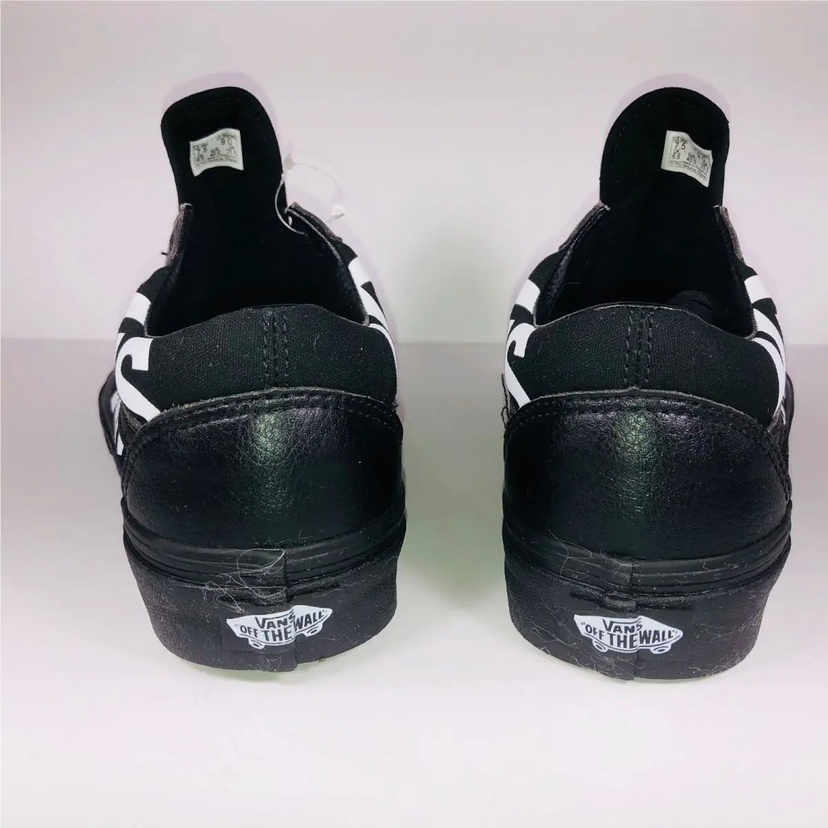 Vans shoes - Vans Old Skool - Old Skool - Black/White, Manufacturer: Black (UPC: 191165690141) 4