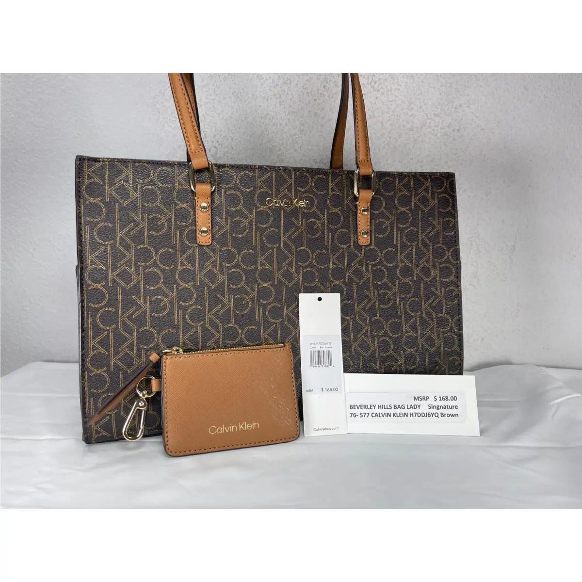 Calvin Klein- - -$ 88.00