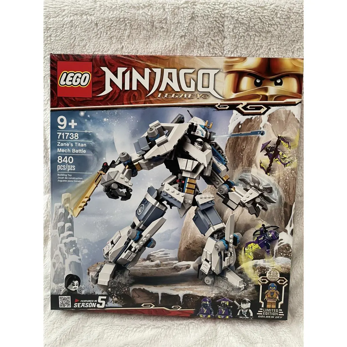 Lego Ninjago Legacy Zane’s Titan Mech Battle 71738 Building Kit 840 Pieces - 