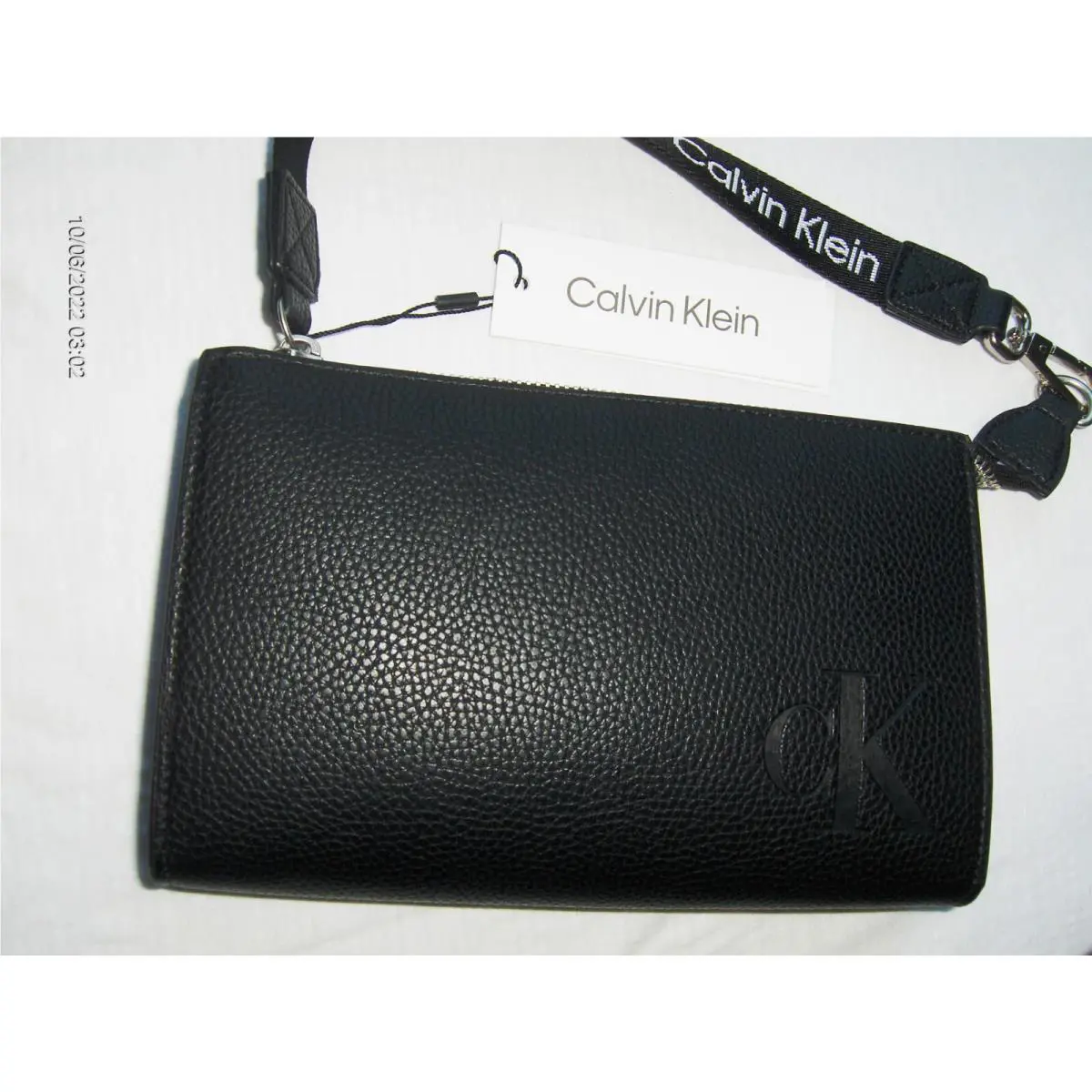 Calvin Klein Zip Top Convertible Wristlet Shoulder Bag Black