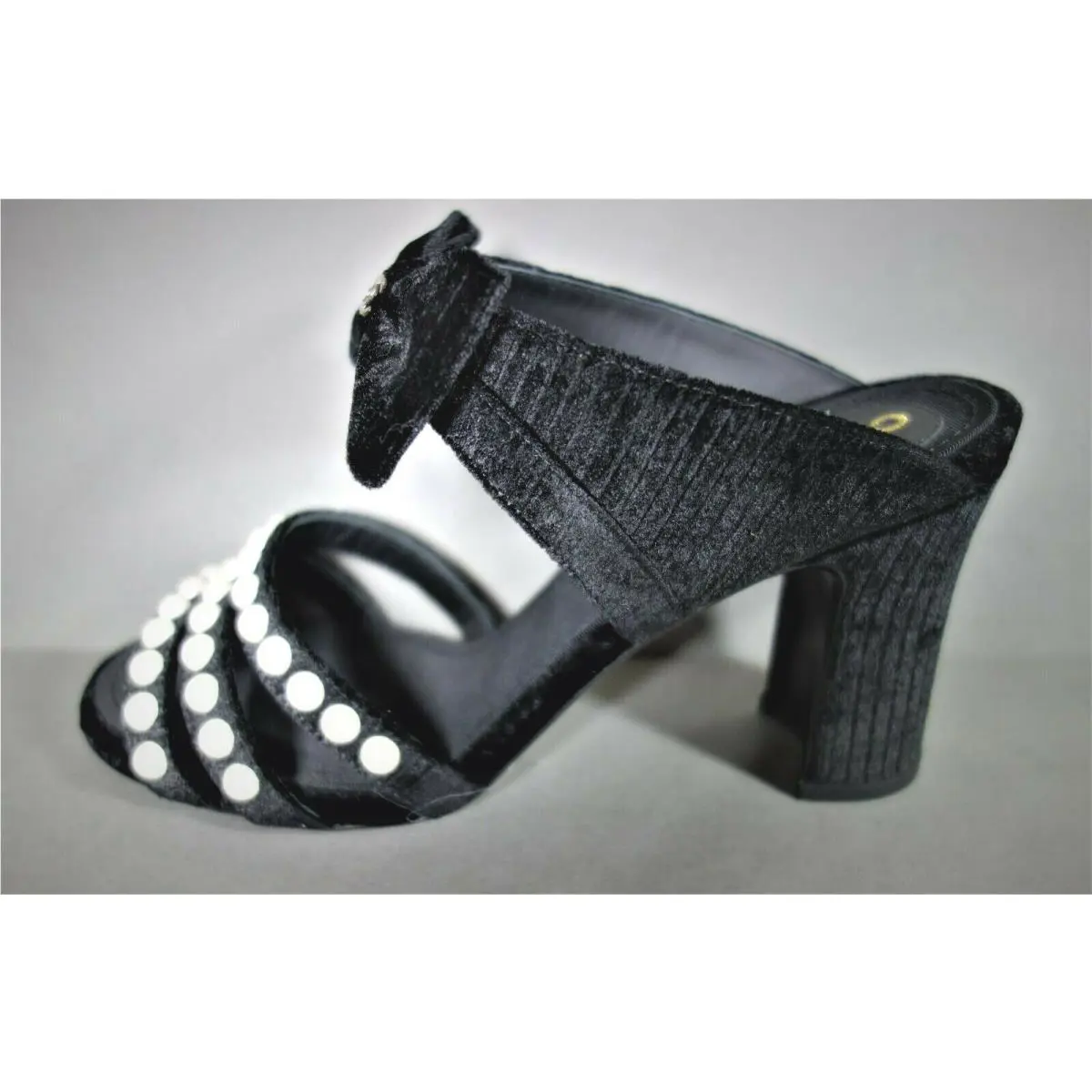 Chanel 36.5 Sandals Mules Black Ribbed Velvet Pearls Bow CC Stacked Heels
