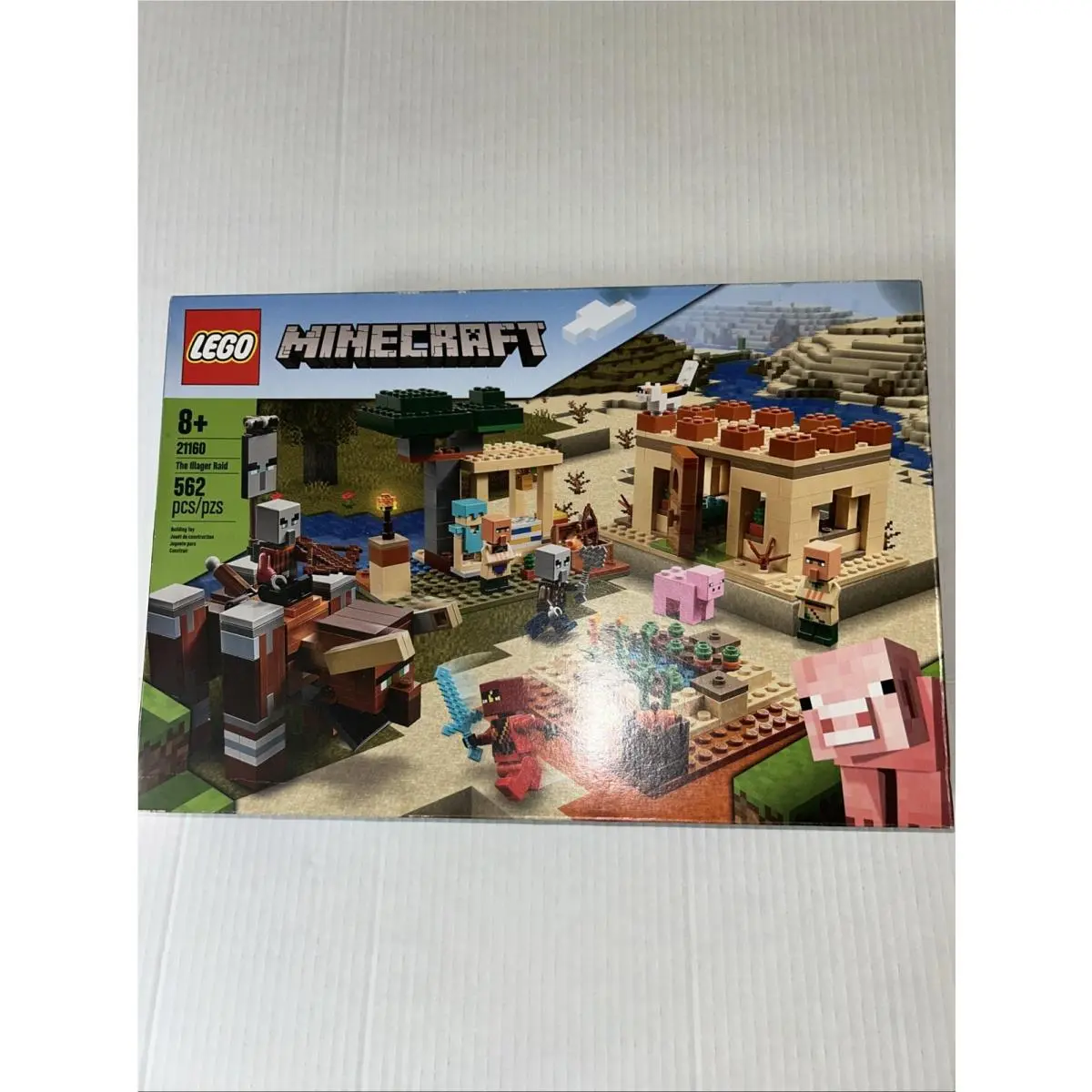 Lego Minecraft: The Illager Raid 21160 Retired Set