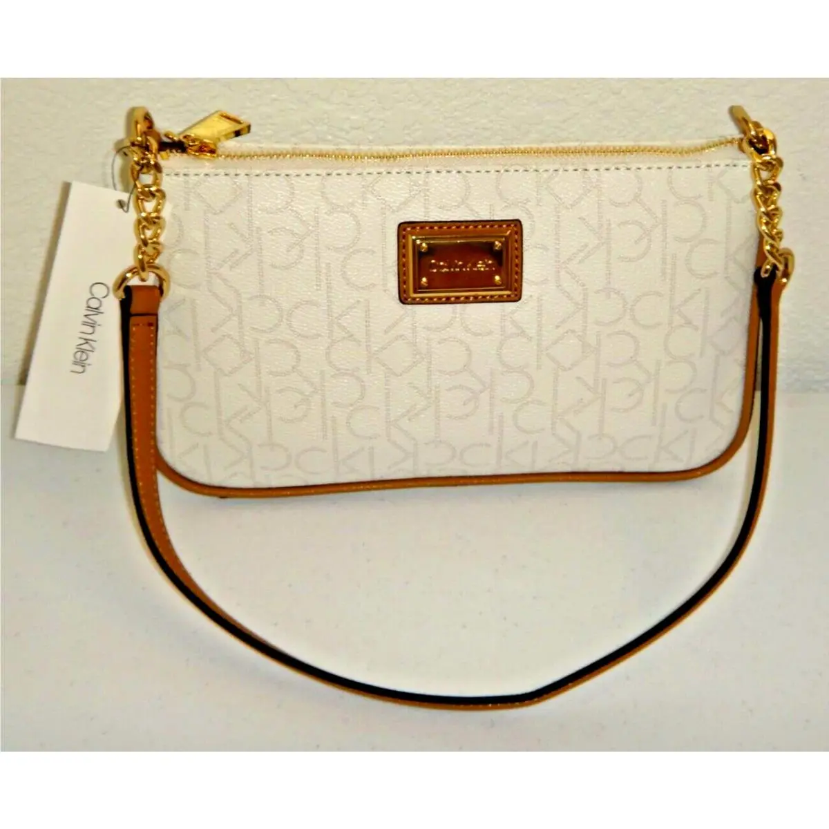 Calvin Klein Womens CK Monogram Signature Bag Purse Off White Gold Logo H4DHJ2QM