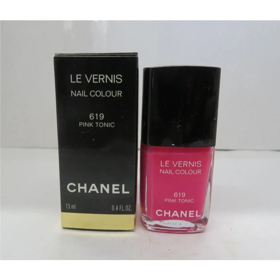 Le Vernis by Chanel Nail Colour 619 Pink Tonic 0.4 Fl oz/13 ml