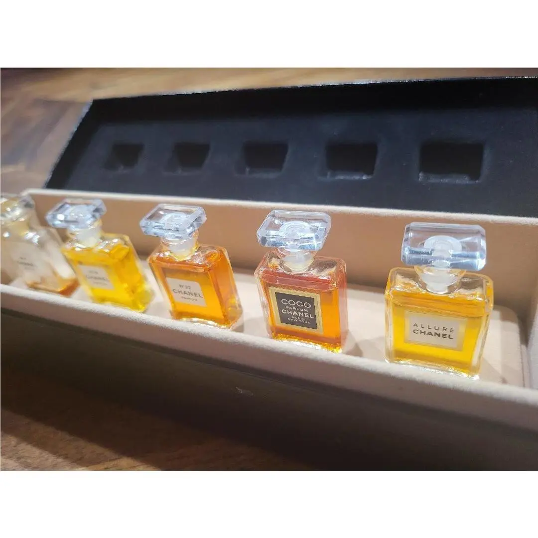 Coco Chanel Mini Parfum 5 Piece Set