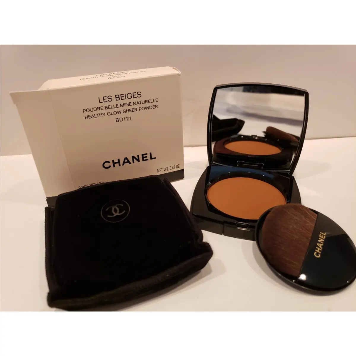 Chanel Les Beiges Healthy Glow Sheer Powder BD121