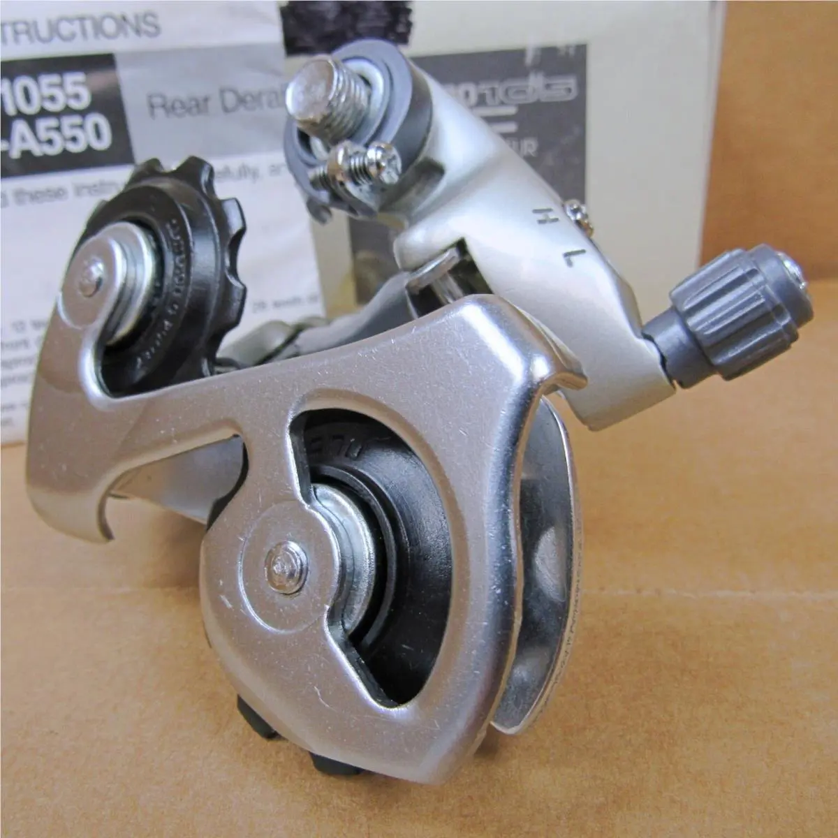 Shimano  - 105 - Gray / Silver 7