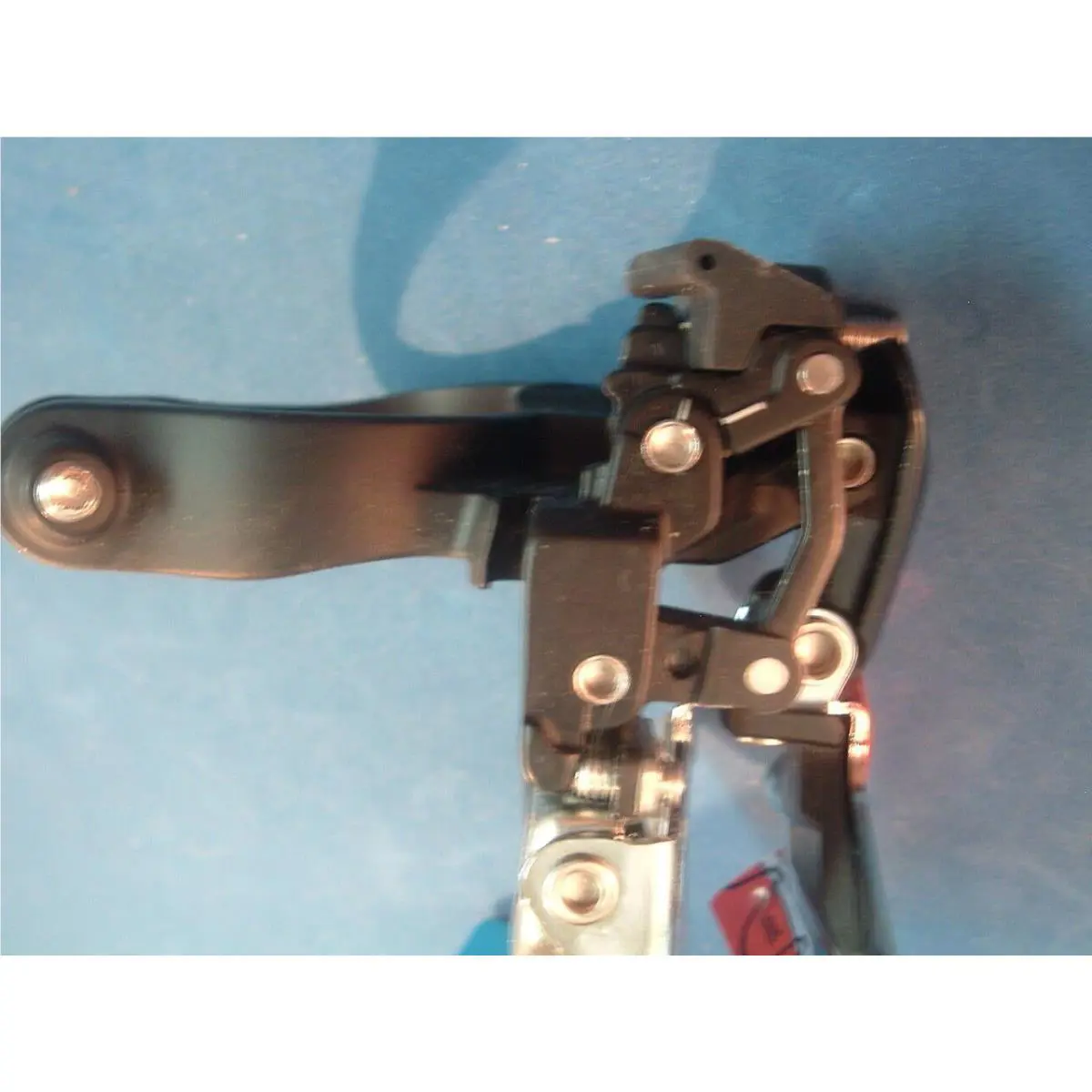 Shimano  - Ultegra - Ultegra - FD-R7000 - Silver / Black (UPC: 689228891951) 2