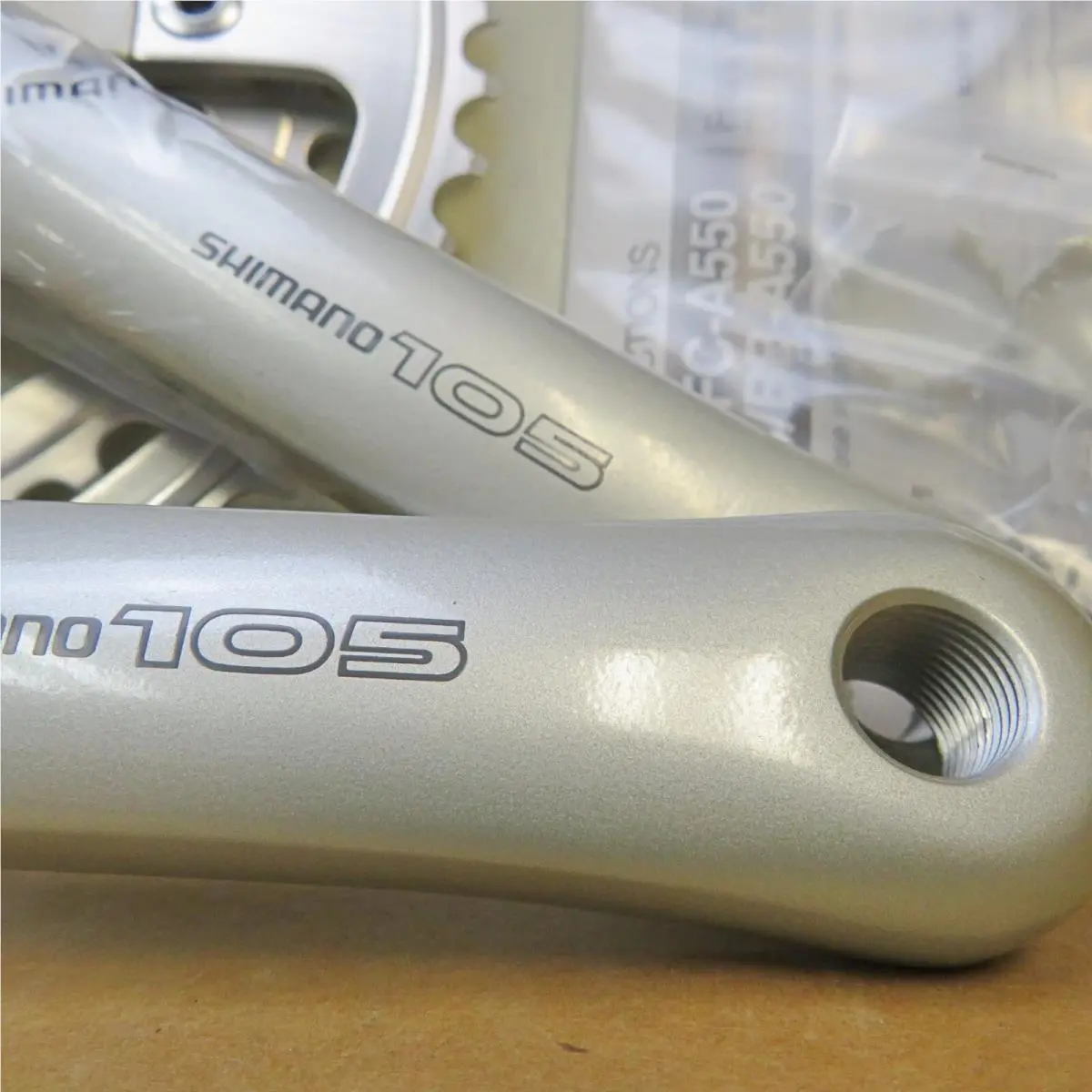 Shimano  - 105 - Gray / Silver 7