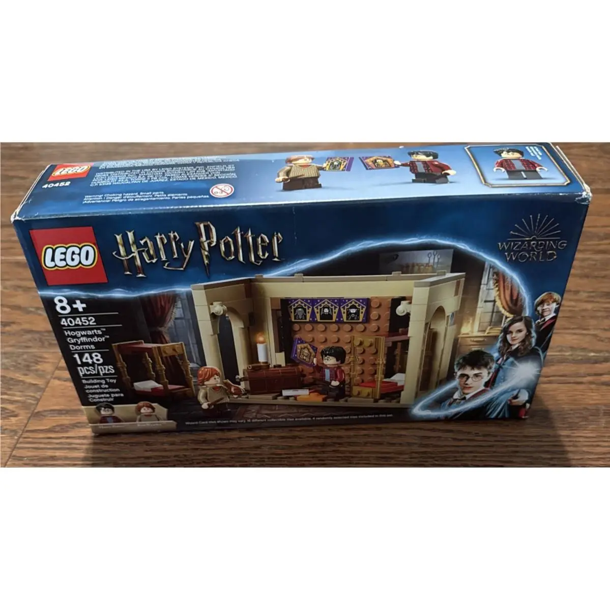 Lego Harry Potter: Hogwarts Gryffindor Dorms 40452