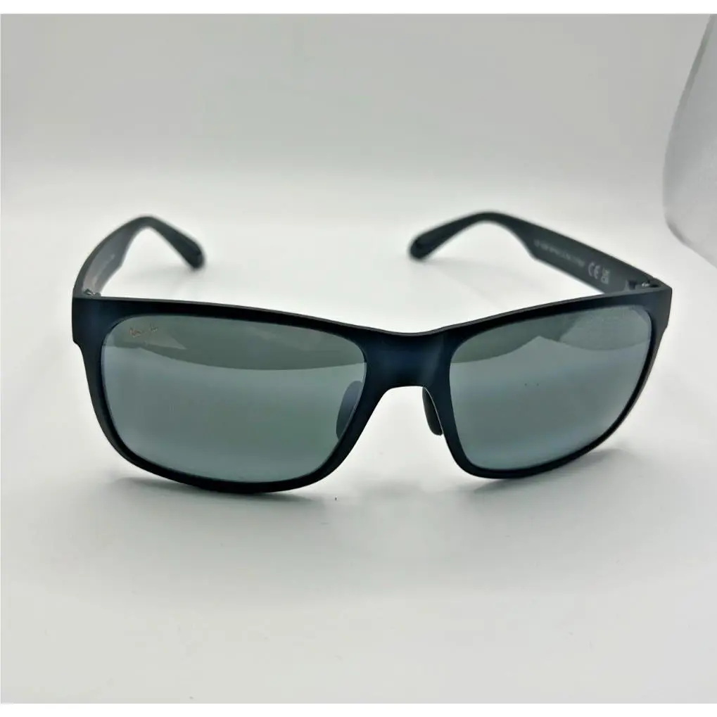 Maui Jim Red Sands Polarized Rectangular Sunglasses Matte Black/grey 432-2M - Frame: Black, Lens: Gray