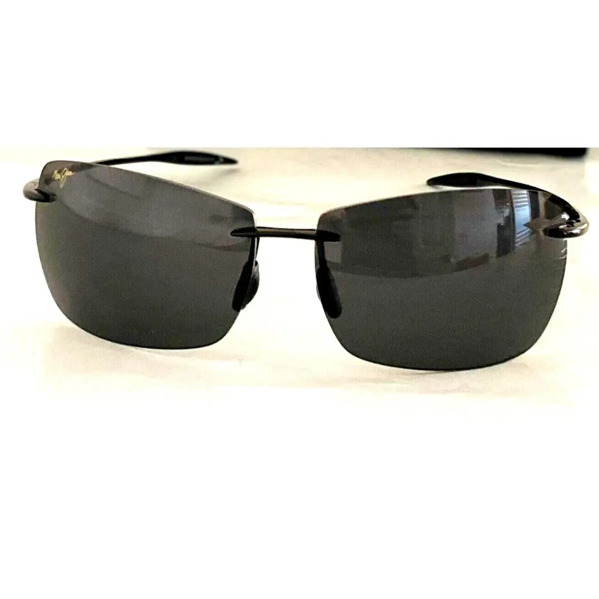 Maui Jim Lighthouse Men`s Black Sunglasses Grey Mirror Polarized Lens 423-02 - Frame: Black, Lens: Gray