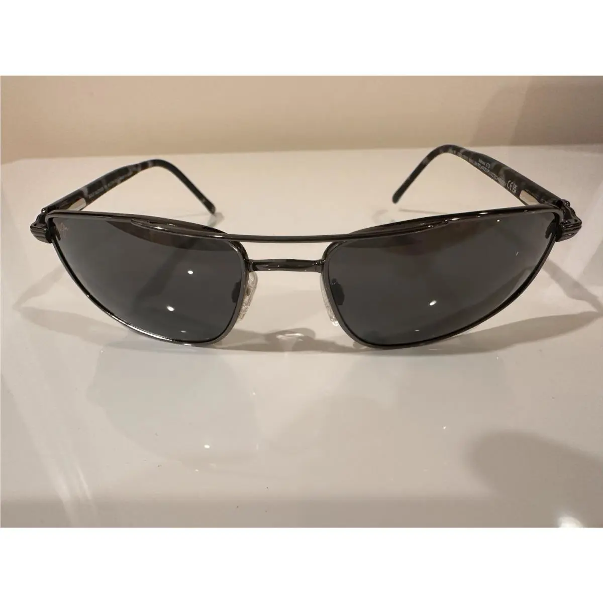 Maui Jim Kahuna Aviator Sunglasses MJ-162-02 Gunmetal Gray Polarized with Case
