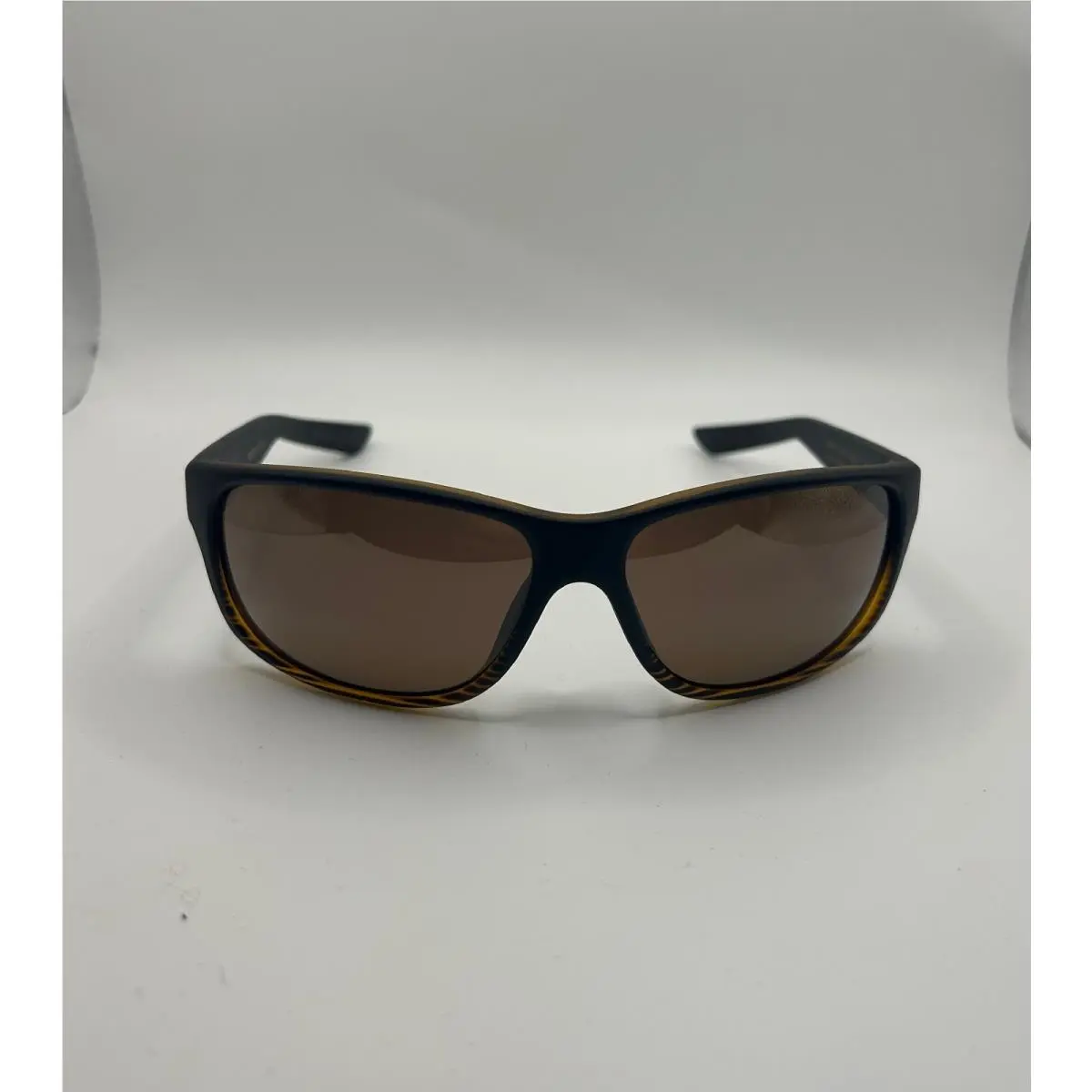 Maui Jim Kaiwi Channel Polarized Wrap Sunglasses H840-25C - Frame: Brown, Lens: Brown
