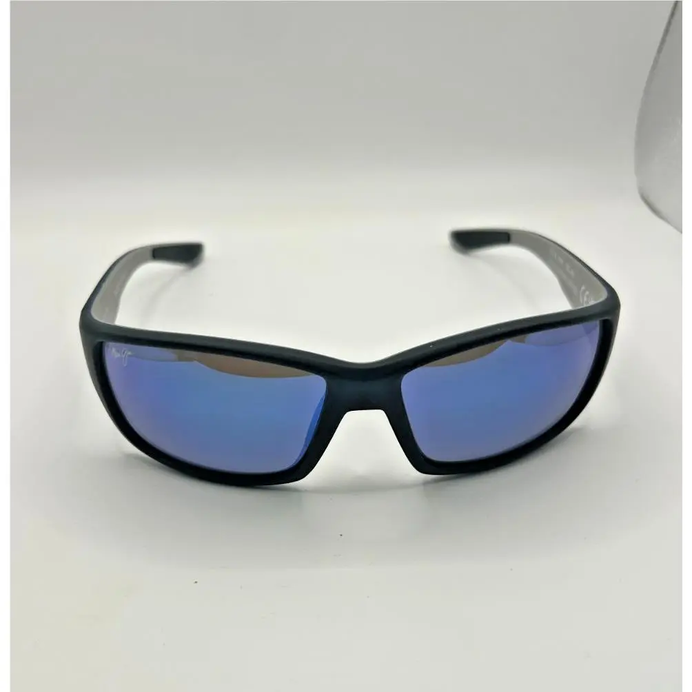 Maui Jim Men`s Local Kine Polarized Wrap Sunglasses B810-53B - Frame: Black, Lens: Blue