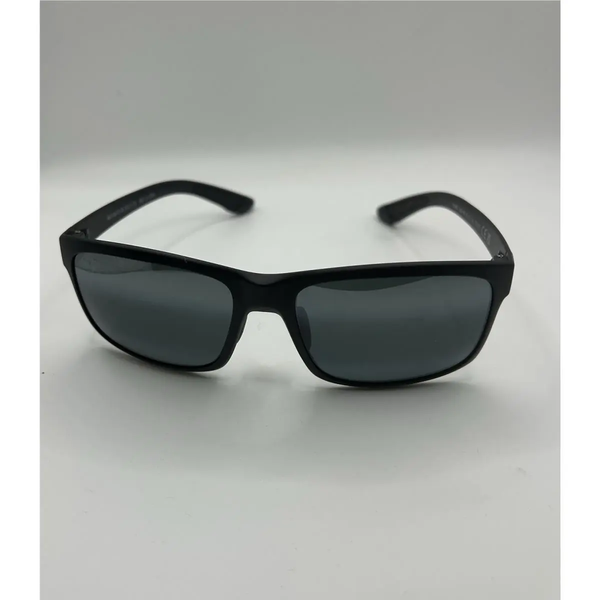 Maui Jim Pokowai Arch Polarized Rectangular Sunglasses Black Matte 439-2M - Frame: Black, Lens: Gray