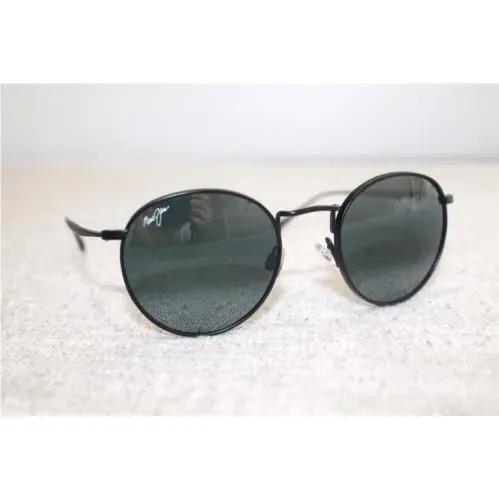 Maui Jim Sunglasses Nautilus 544-2M Black Titanium Frame / Black Polarized Lens - Frame: Black, Lens: Black