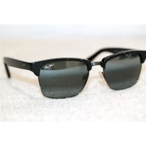 Sunglasses Kawika 257-17C Glossy Black / Neutral Grey Polarized Lens by Maui Jim